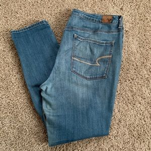 American Eagle Hi-Rise Jegging 14 short